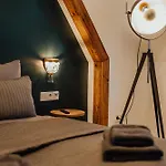 Bestlage Im Hechtviertel & Frisch Saniert *