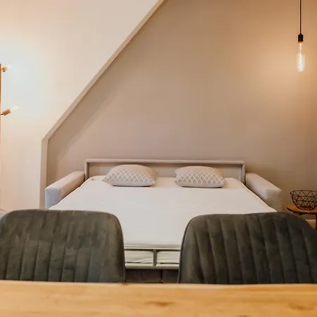 Bestlage Im Hechtviertel & Frisch Saniert *