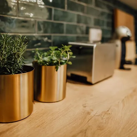 Appartement Bestlage Im Hechtviertel & Frisch Saniert *